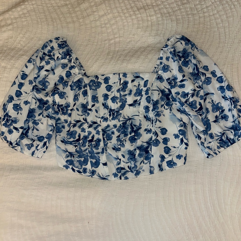 Abercrombie puff sleeve crop top M - Picture 2 of 9